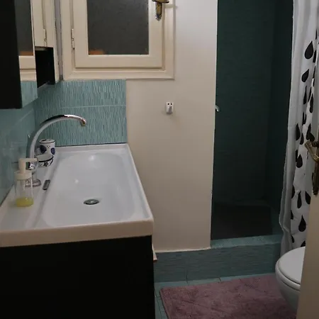 Apartment Center *
